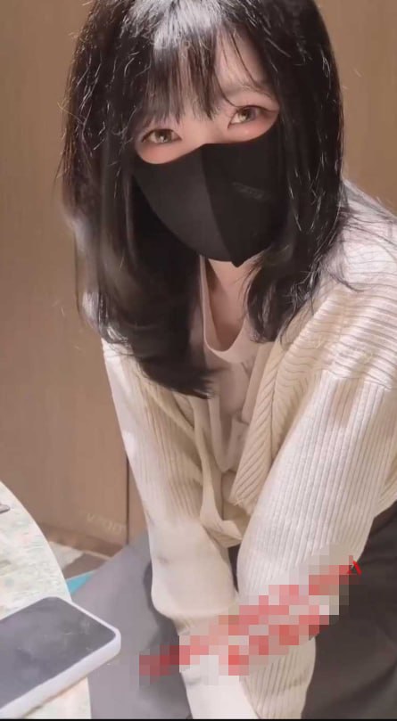亚洲熟女乱色综合一区吴梦梦 樱花 花瓣底下尽情性爱 麻豆传媒映画